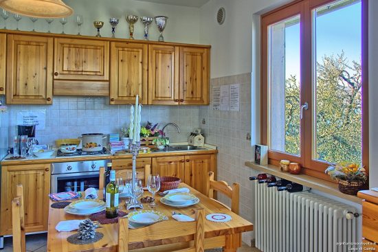 Weite Sicht auf den Kochbereich